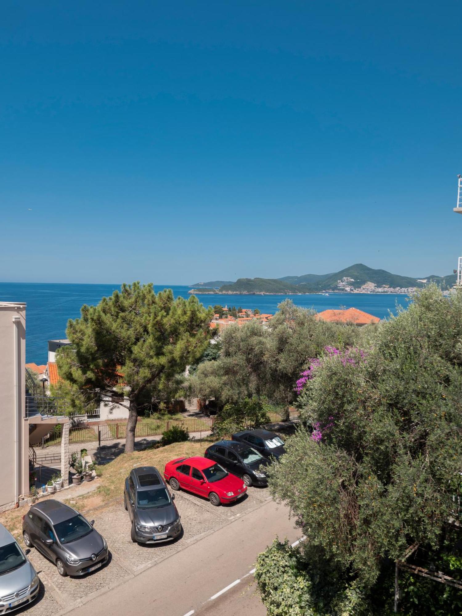 Apartments Marina Sveti Stefan Eksteriør bilde