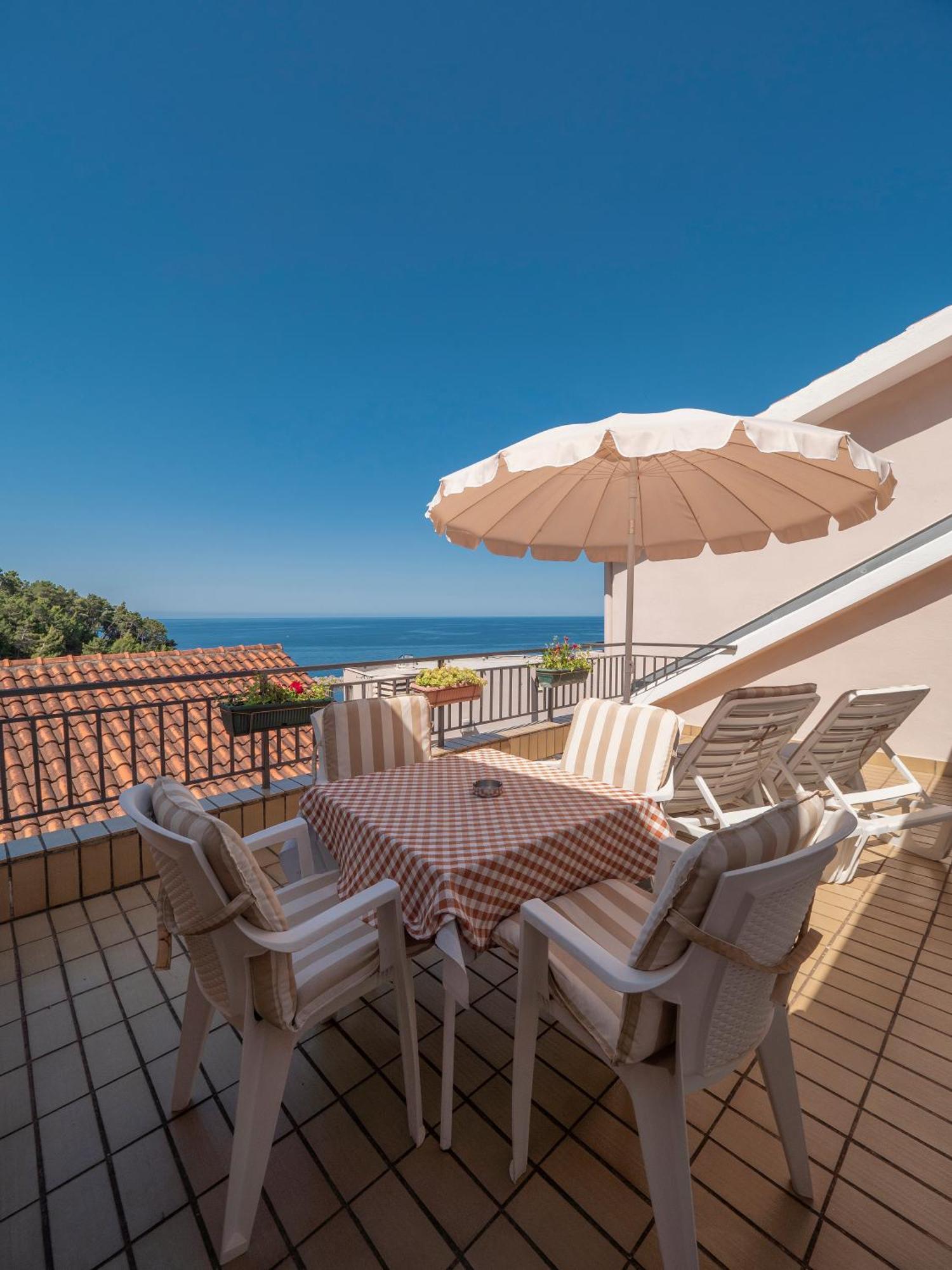 Apartments Marina Sveti Stefan Eksteriør bilde