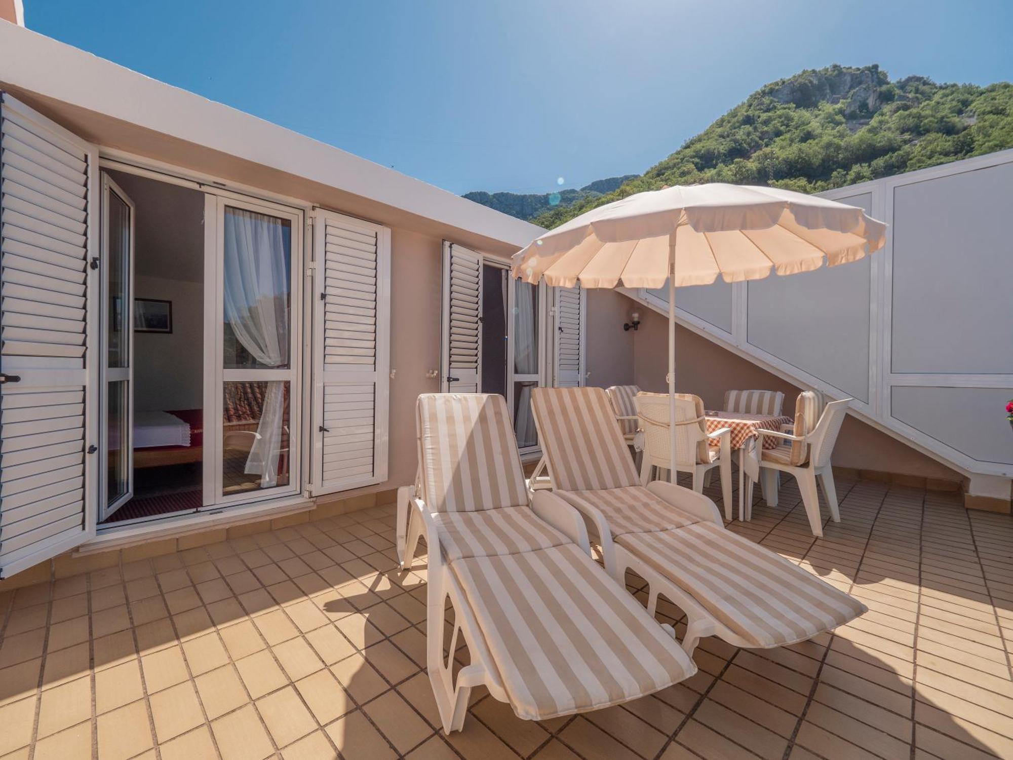 Apartments Marina Sveti Stefan Eksteriør bilde